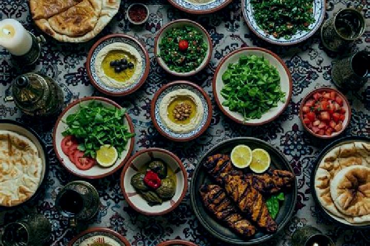 Hazel, 30, a red dark-eyed middle eastern companion based in Binh Gia. Offering GFE, Duos, 69. Available for incall and outcall, day and evening dates.