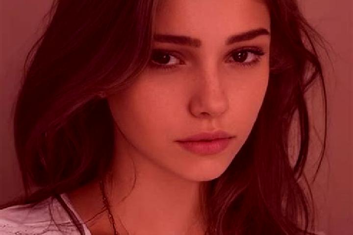 Hazel, 31, a chestnut green-eyed slavic companion based in Kedungsumurkrajan. Offering Domination, Tantra, Deep French Kissing, Roleplay. Available for incal...