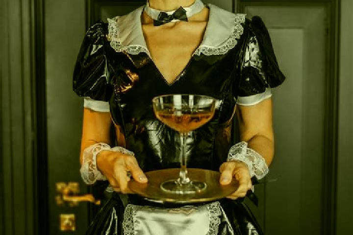 Hazel, 31, a red green-eyed mediterranean companion based in Selb. Offering Party Girl, Striptease, BDSM. Available for incall and outcall, day and evening d...