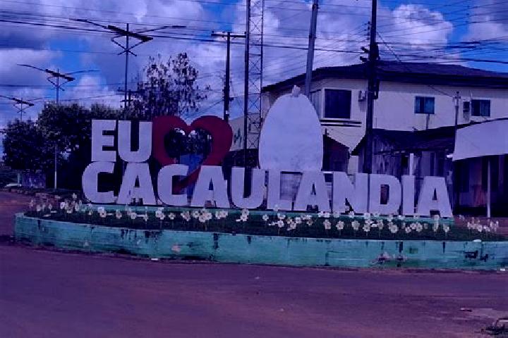 Hazel, 31 — Escort in Cacaulandia, Brazil