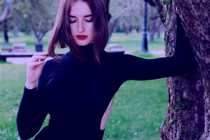 Hazel, 31 — Escort in Rogovskaya, Russia