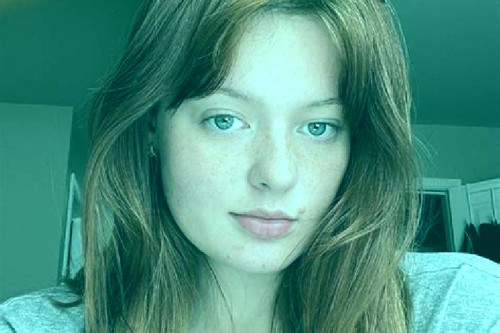 Hazel, 32, a auburn amber-eyed caucasian companion based in Glasau. Offering BDSM, Girlfriend Experience, Erotic Massage, Fetish, OWO. Available for incall a...