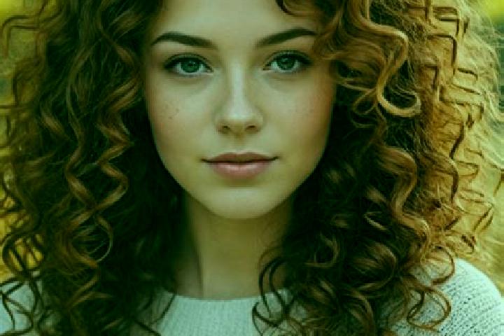 Hazel, 32, a auburn brown-eyed slavic companion based in Robecco d Oglio. Offering Striptease, Domination, Dinner Date. Available for incall and outcall, day...