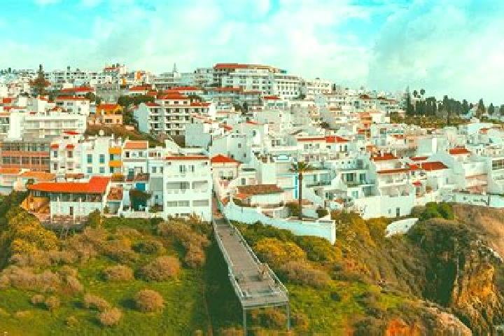 Hazel, 32 — Escort in Albufeira, Portugal