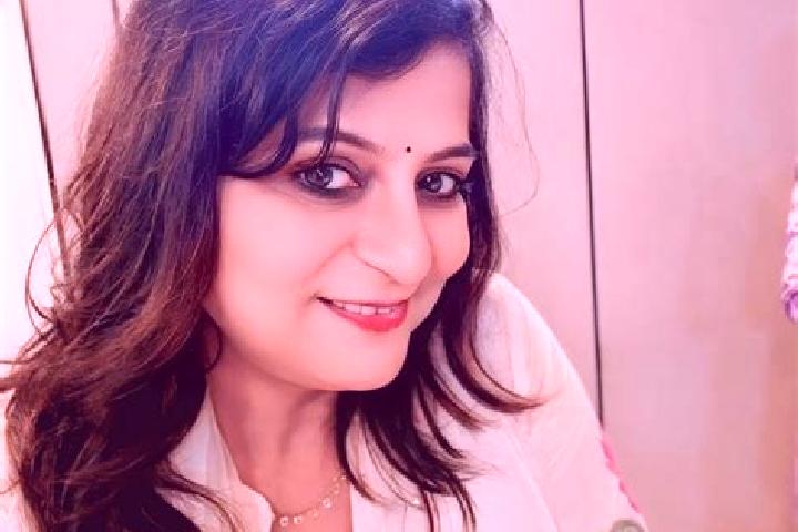Hazel, 32 — Escort in Muzaffarpur, India