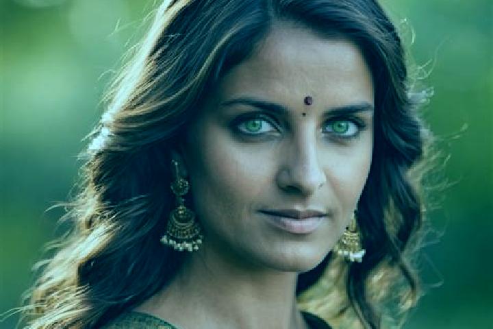 Hazel, 33, a chestnut green-eyed indian companion based in Menzel Temime. Offering Tantra, A-Level, Roleplay. Available for incall and outcall, day and eveni...