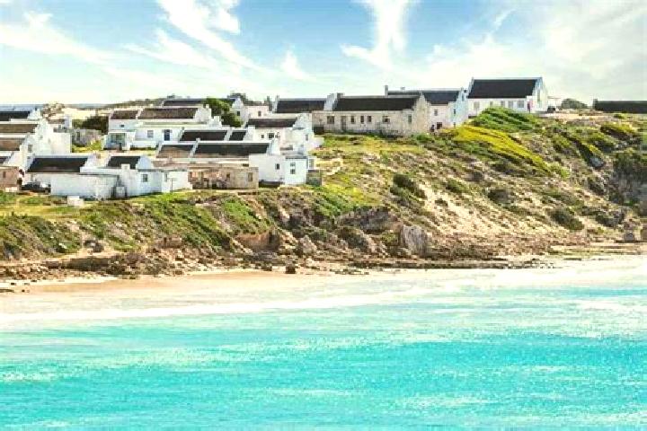 Hazel, 33 — Escort in Arniston, South Africa