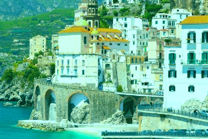 Hazel, 33 — Escort in Roncocesi, Italy