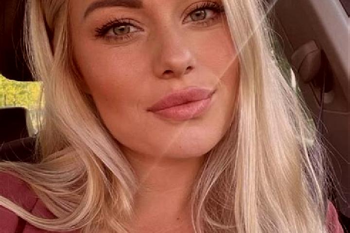 Hazel, 34, a blonde hazel-eyed mixed companion based in Macugnaga. Offering Massage, Travel Companion, Striptease. Available for incall and outcall, day and ...