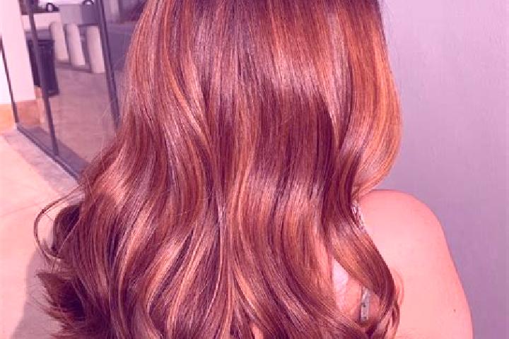 Hazel, 34, a chestnut brown-eyed slavic companion based in Lutjenwestedt. Offering Dinner Date, Overnight. Available for incall and outcall, overnight bookin...