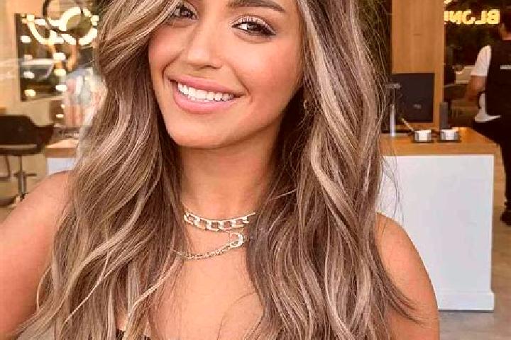 Hazel, 34, a dark blonde brown-eyed mixed companion based in Ciudad Guadalupe Victoria. Offering Striptease, Dinner Date, Duos. Available for incall and outc...