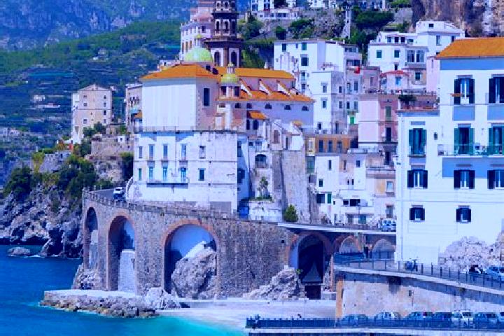 Hazel, 34 — Escort in Baragazza, Italy