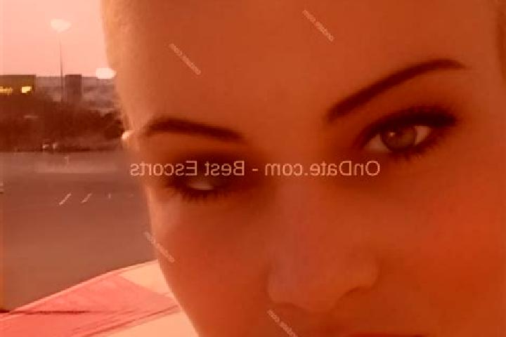 Hazel, 34 — Escort in Belfast, United States