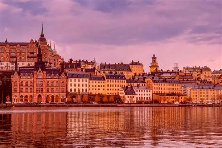 Hazel, 34 — Escort in Bergnaeset, Sweden