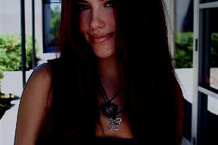 Hazel, 35, a auburn dark-eyed indian companion based in Dezidougou. Offering Prostate Massage, OWO, Erotic Massage, Duos. Available for incall and outcall, o...