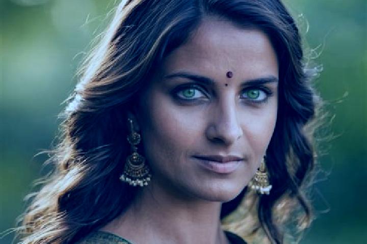Hazel, 35, a brunette green-eyed indian companion based in Stirling. Offering Striptease, Massage, Erotic Massage, Duos. Available for incall and outcall, da...