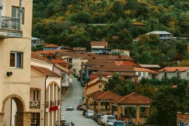 Hazel, 35 — Escort in Sighnaghi, Georgia