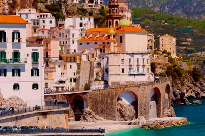 Hazel, 35 — Escort in Truccazzano, Italy