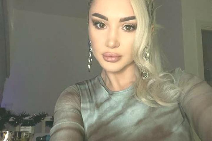 Hazel, 36, a blonde grey-eyed latina companion based in Xalpitzahuac. Offering Striptease, GFE, BDSM, CIM. Available for incall and outcall, overnight bookin...
