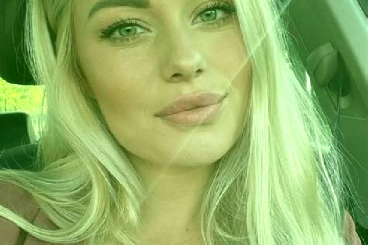 Hazel, 36, a blonde hazel-eyed mediterranean companion based in Tresana. Offering Overnight, BDSM, Massage, A-Level, Prostate Massage. Available for incall a...