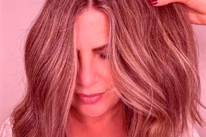 Hazel, 36, a dark blonde grey-eyed mixed companion based in Smarves. Offering Overnight, OWO, Couples. Available for incall and outcall, overnight bookings a...