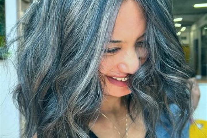 Hazel, 37, a brunette grey-eyed asian companion based in Guandao. Offering Couples, BDSM, Roleplay, Deep French Kissing. Available for incall and outcall, da...