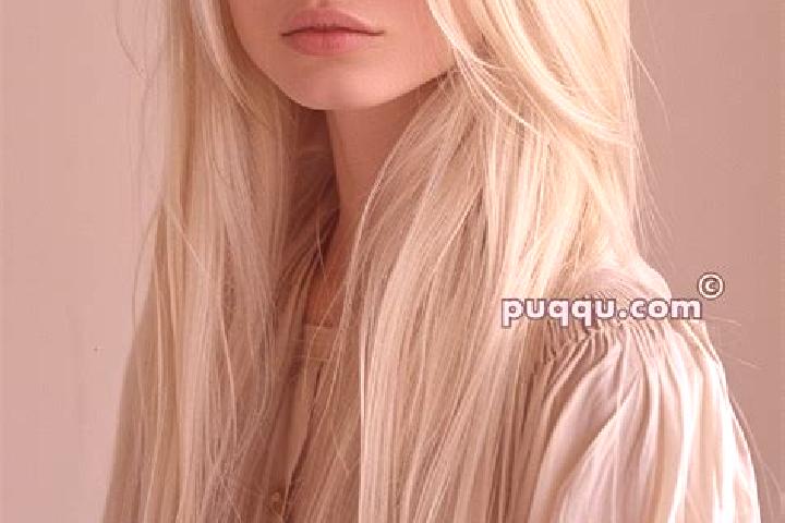 Hazel, 37, a platinum blonde blue-eyed mixed companion based in Xiangjia. Offering 69, Fetish. Available for incall and outcall, day and evening dates.