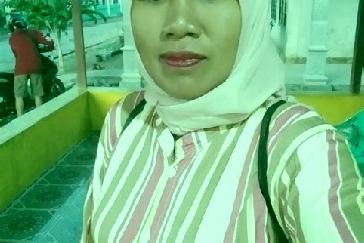 Hazel, 37 — Escort in Bintuhan, Indonesia