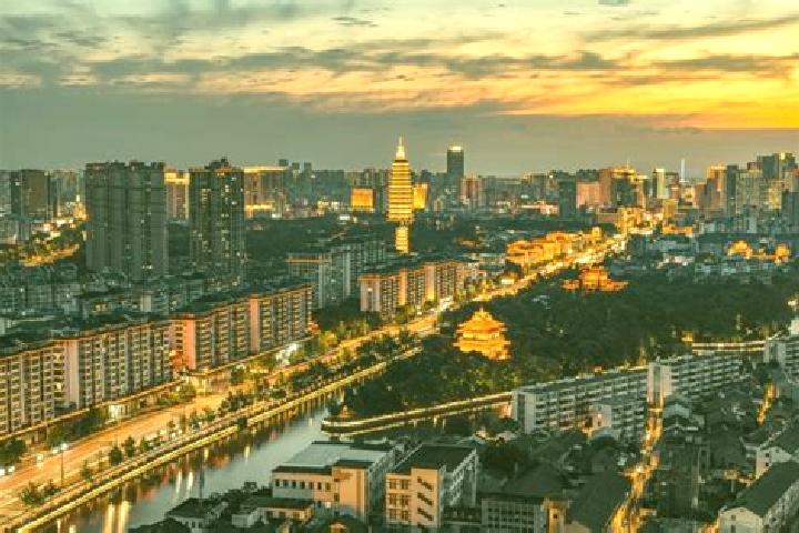 Hazel, 37 — Escort in Zhangzi, China