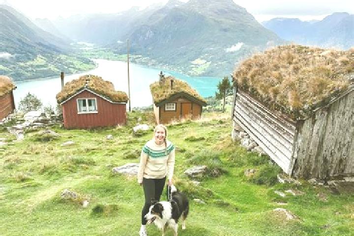 Hazel, 38 — Escort in Follebu, Norway