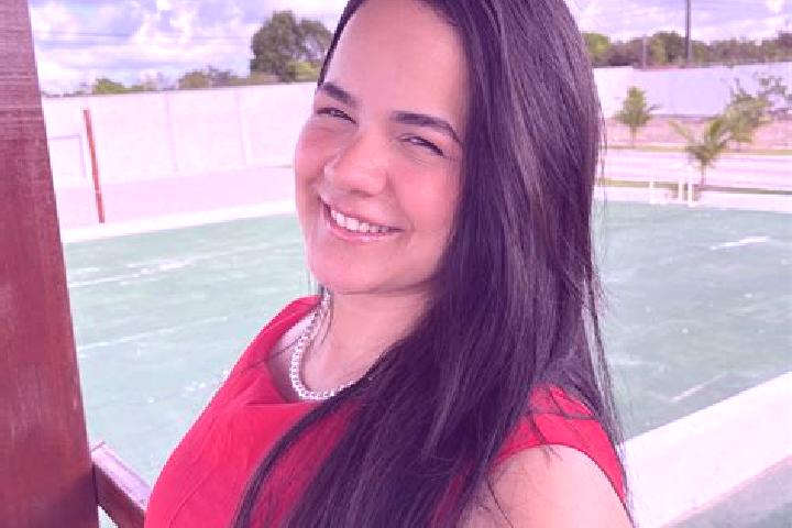 Hazel, 38 — Escort in Simao Pereira, Brazil