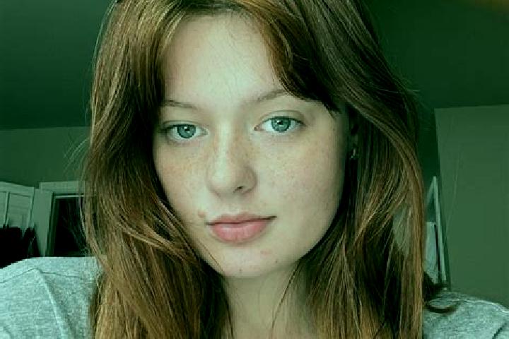 Hazel, 39, a auburn brown-eyed mediterranean companion based in Keriam. Offering Erotic Massage, Striptease, Tantra, Massage. Available for incall and outcal...