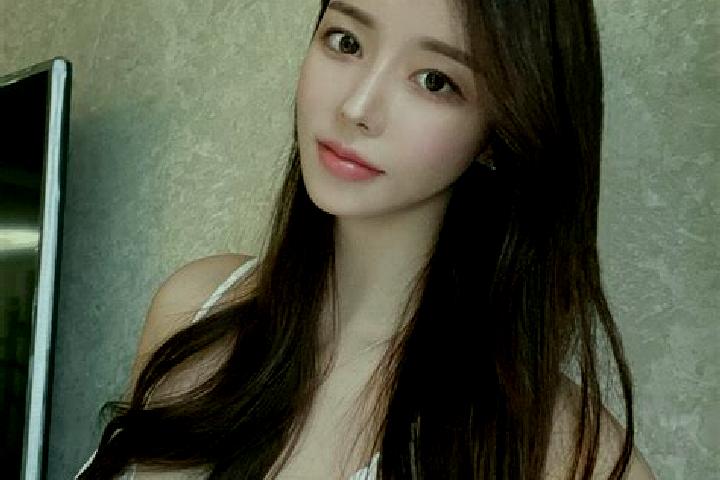 Hazel, 39 — Escort in Nandiao, China