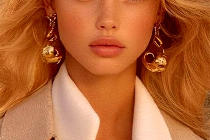 Iris, 20, a blonde amber-eyed ebony companion based in Nogosari. Offering Domination, Travel Companion, Fetish, Roleplay, Prostate Massage. Available for inc...