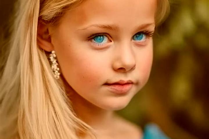 Iris, 20, a blonde blue-eyed middle eastern companion based in San Kin Gyi. Offering Striptease, CIM, Domination, BDSM. Available for incall and outcall, day...