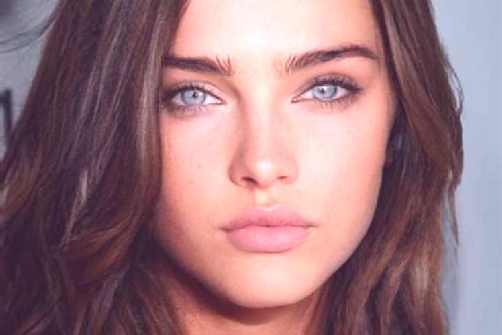 Iris, 20, a brunette grey-eyed caucasian companion based in As Sallum. Offering Overnight, Duos, Striptease, Erotic Massage. Available for incall and outcall...