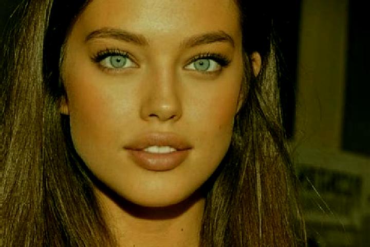 Iris, 20, a chestnut green-eyed mediterranean companion based in Eloyes. Offering Couples, GFE, Erotic Massage, Travel Companion. Available for incall and ou...