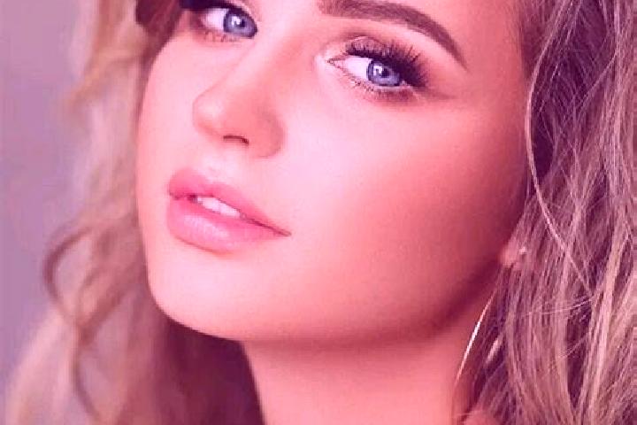 Iris, 20, a dark blonde blue-eyed mediterranean companion based in Qal ah-ye Shahi. Offering GFE, Party Girl, Couples. Available for incall and outcall, day ...