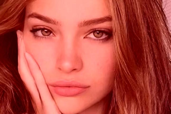 Iris, 20, a dark blonde hazel-eyed indian companion based in Molazzana. Offering 69, CIM, Tantra. Available for incall and outcall, day and evening dates.