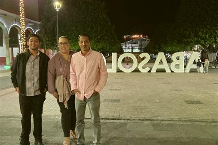 Iris, 20 — Escort in Abasolo, Mexico