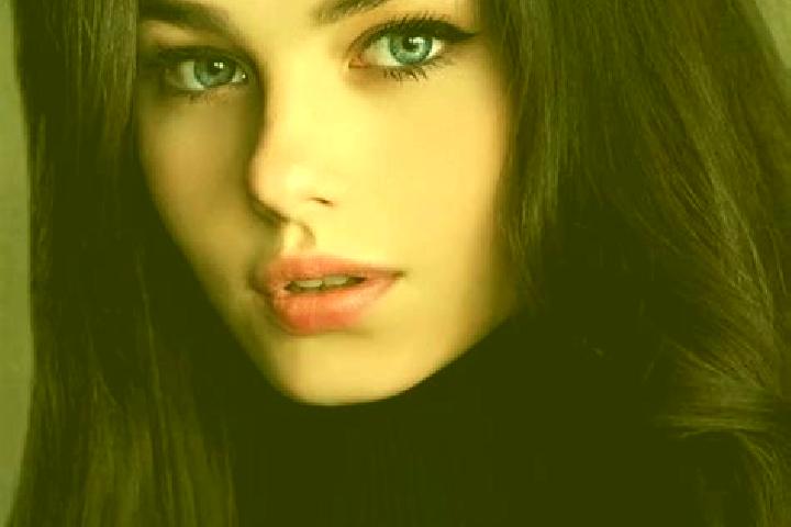 Iris, 21, a brunette dark-eyed caucasian companion based in Puerto Huarmey. Offering Party Girl, Domination, Fetish, GFE, A-Level. Available for incall and o...