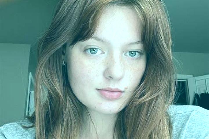 Iris, 21, a chestnut amber-eyed caucasian companion based in Geesteren. Offering Tantra, Roleplay, GFE, Dinner Date. Available for incall and outcall, overni...