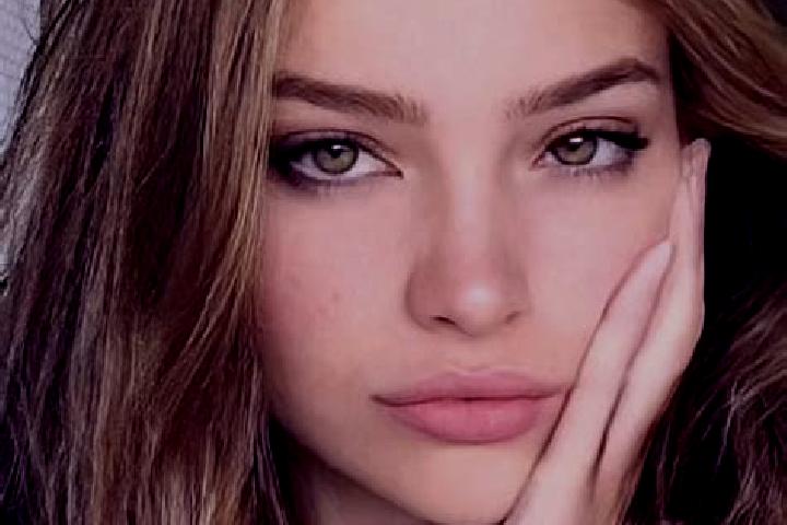 Iris, 21, a dark blonde dark-eyed ebony companion based in Nistoresti. Offering Tantra, A-Level, Party Girl, Dinner Date. Available for incall and outcall, d...