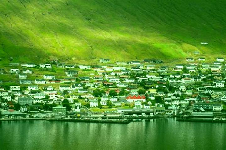 Iris, 21 — Escort in Fuglafjordur, Faroe Islands
