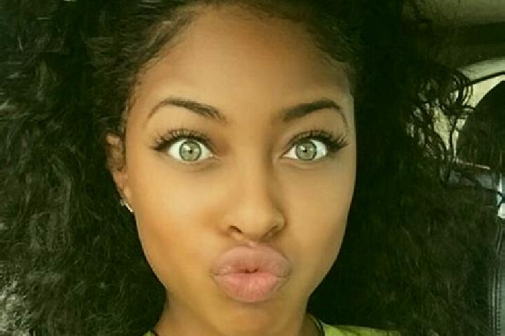 Iris, 22, a black green-eyed ebony companion based in Agua Nova. Offering Overnight, Erotic Massage, OWO. Available for incall and outcall, overnight booking...