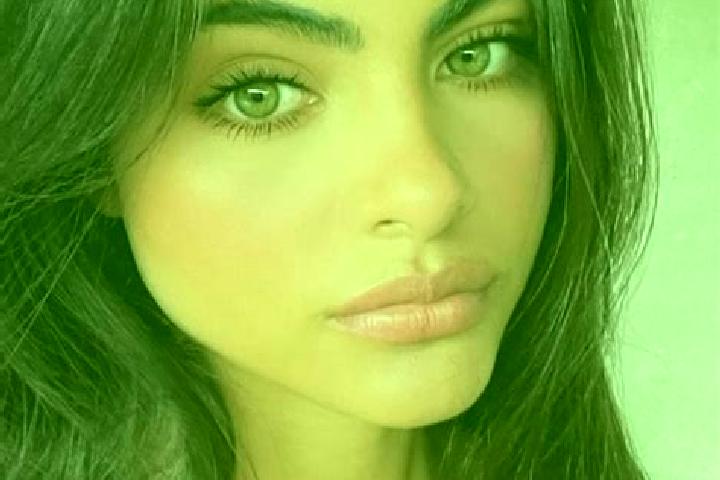 Iris, 23, a auburn dark-eyed indian companion based in Livre-sur-Changeon. Offering Overnight, Prostate Massage, A-Level. Available for incall and outcall, d...