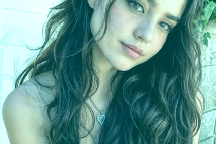 Iris, 23, a dark blonde hazel-eyed middle eastern companion based in La Sauniere. Offering Girlfriend Experience, Roleplay, Fetish. Available for incall and ...