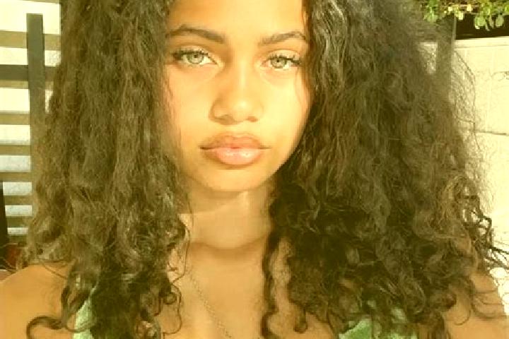 Iris, 23, a red green-eyed mixed companion based in Mukerian. Offering Duos, BDSM, CIM. Available for incall and outcall, overnight bookings available.