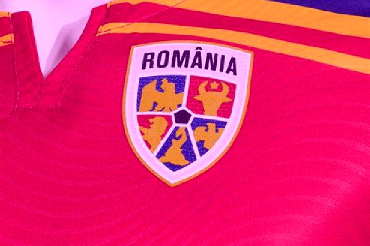 Iris, 23 — Escort in Salceni, Romania