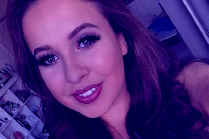 Iris, 24, a blonde brown-eyed mediterranean companion based in Northleach. Offering A-Level, Duos, Dinner Date. Available for incall and outcall, overnight b...